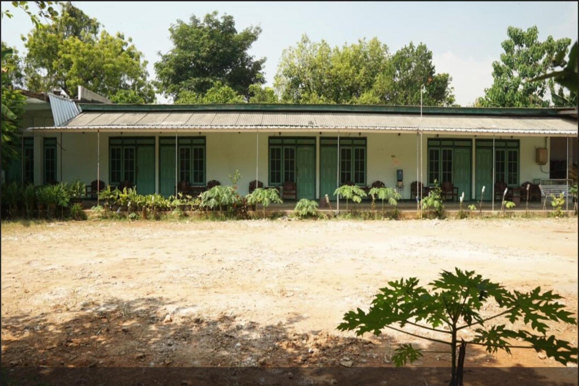 Spot On 93611 Kost Pak Suyatno Syariah 2 Ξενοδοχείο Ponorogo Εξωτερικό φωτογραφία