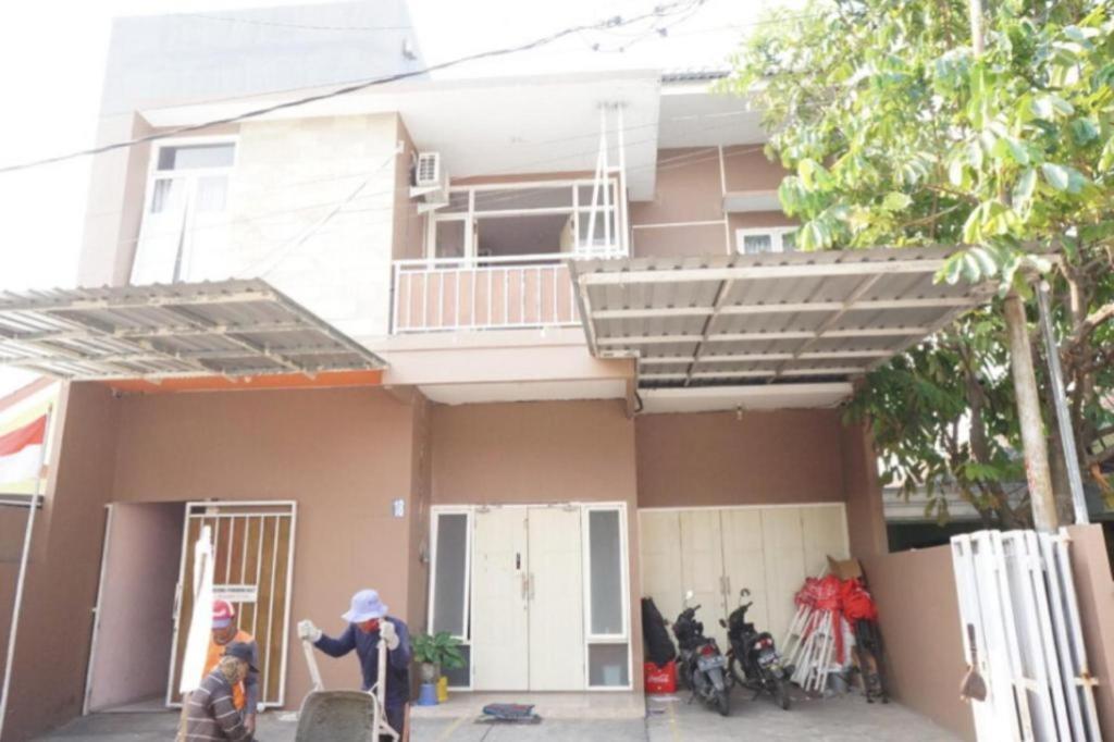 Spot On 93611 Kost Pak Suyatno Syariah 2 Ξενοδοχείο Ponorogo Εξωτερικό φωτογραφία