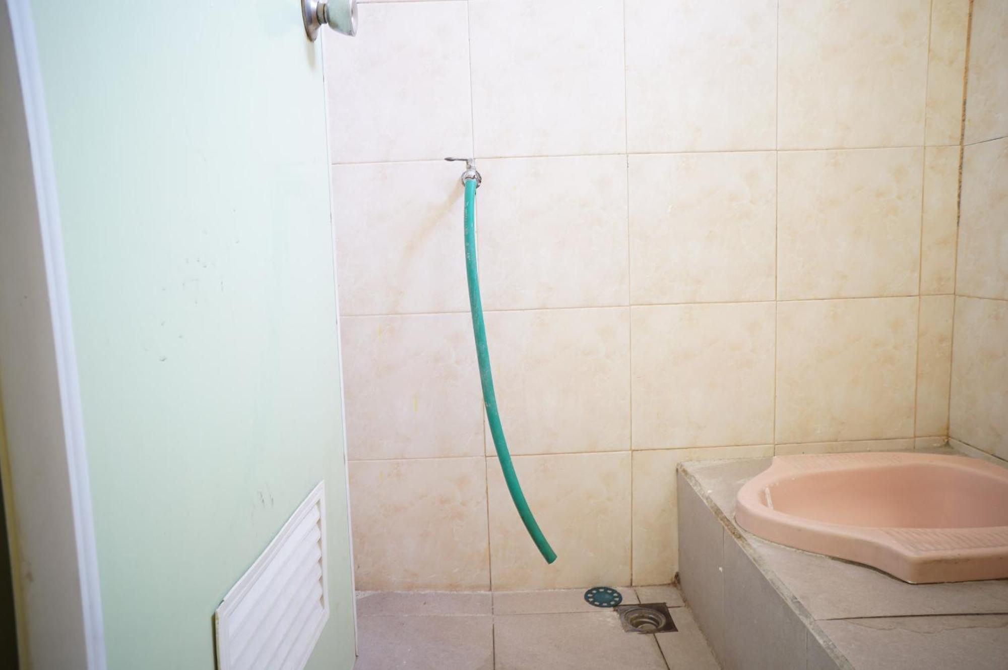 Spot On 93611 Kost Pak Suyatno Syariah 2 Ξενοδοχείο Ponorogo Εξωτερικό φωτογραφία